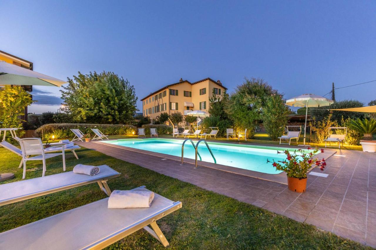 Villa Gabriella Apartments لوكا المظهر الخارجي الصورة