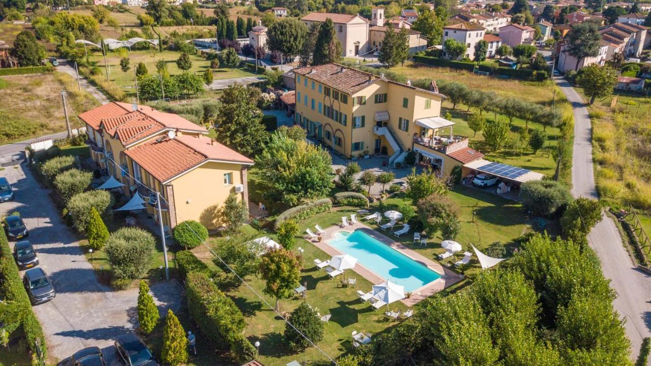 Villa Gabriella Apartments لوكا المظهر الخارجي الصورة